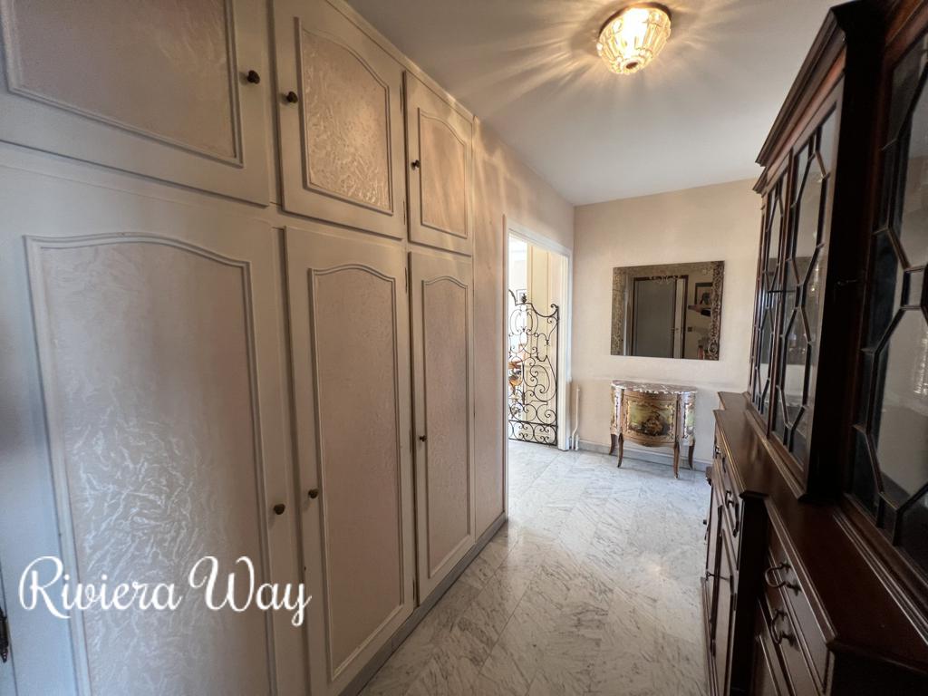 3 room apartment in Cannes, photo #7, listing #91612920