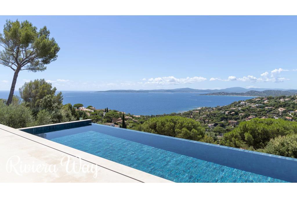 5 room villa in Roquebrune-sur-Argens, photo #2, listing #104480082