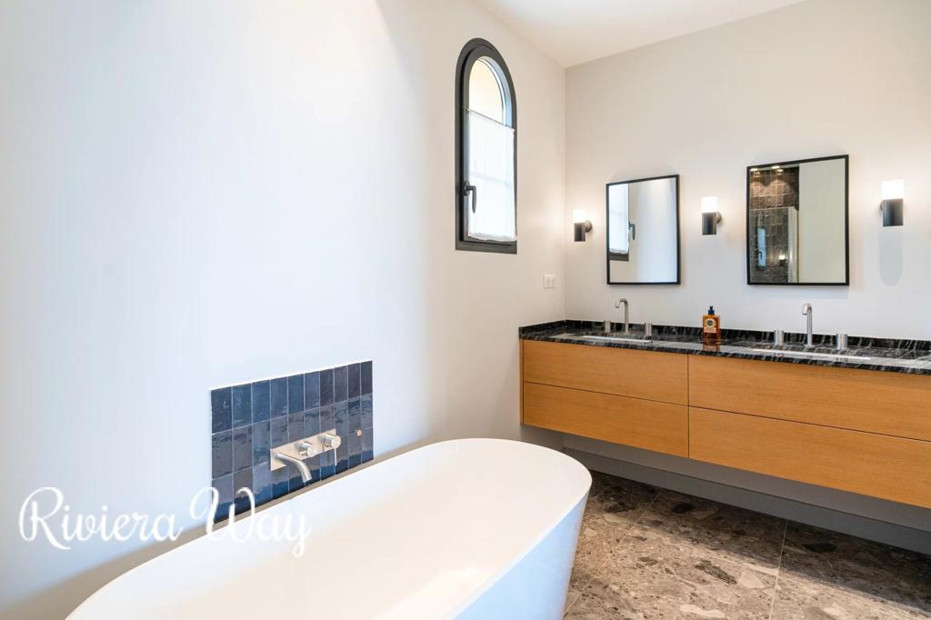 10 room villa in Theoule-sur-Mer, photo #9, listing #103834626