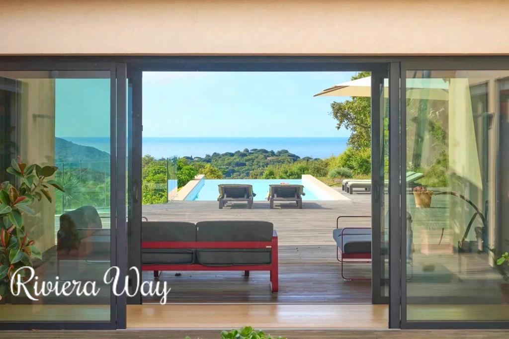 10 room villa in La Croix-Valmer, photo #5, listing #102842418