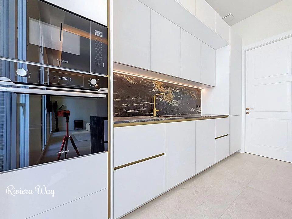 3 room apartment in Cannes, photo #7, listing #107026080