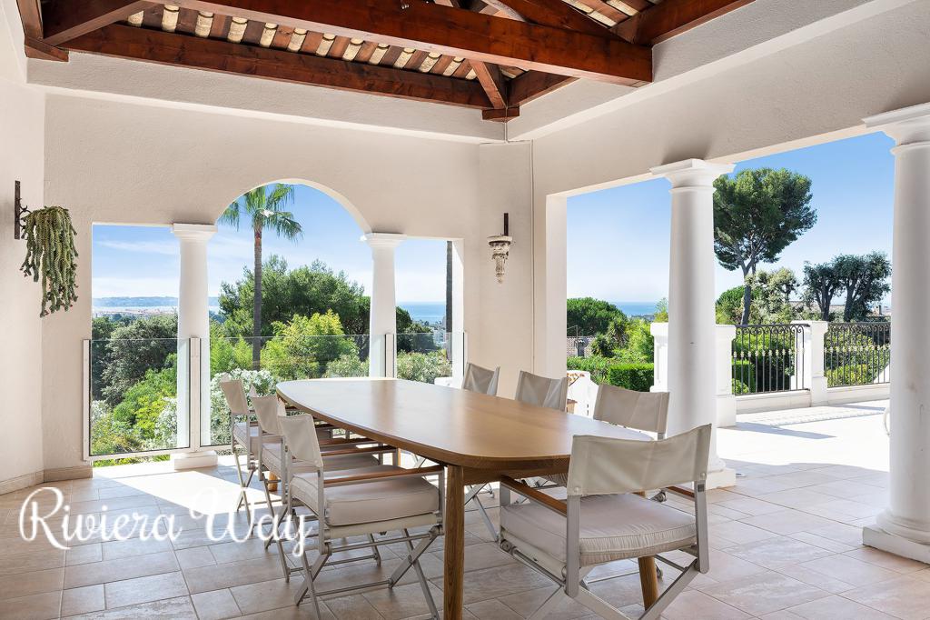 8 room villa in Cannes, photo #4, listing #91202538