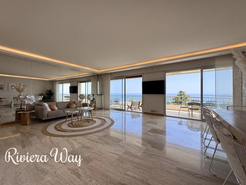 5 room apartment in Californie - Pezou, photo #7, listing #103941642