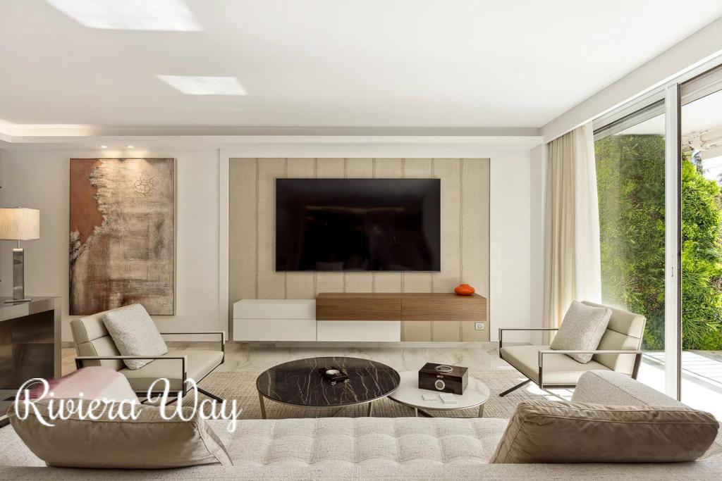 4 room apartment in Cannes, photo #5, listing #103125666