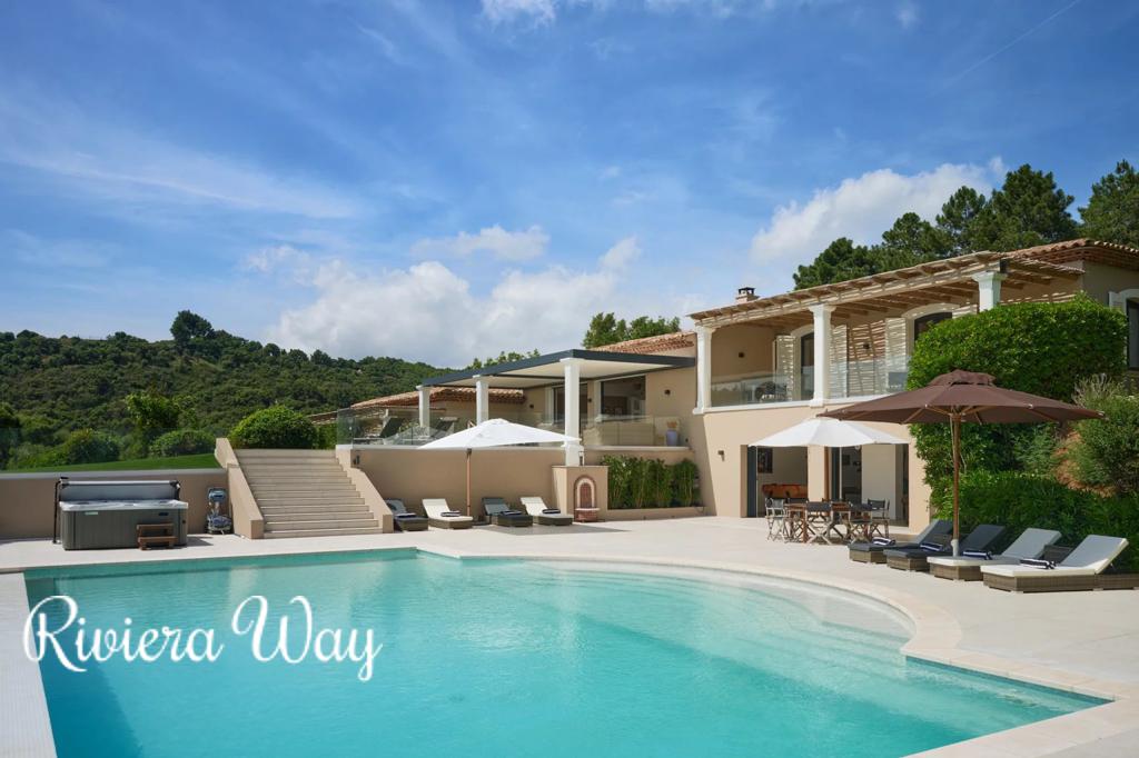 9 room villa in La Croix-Valmer, photo #4, listing #103323528