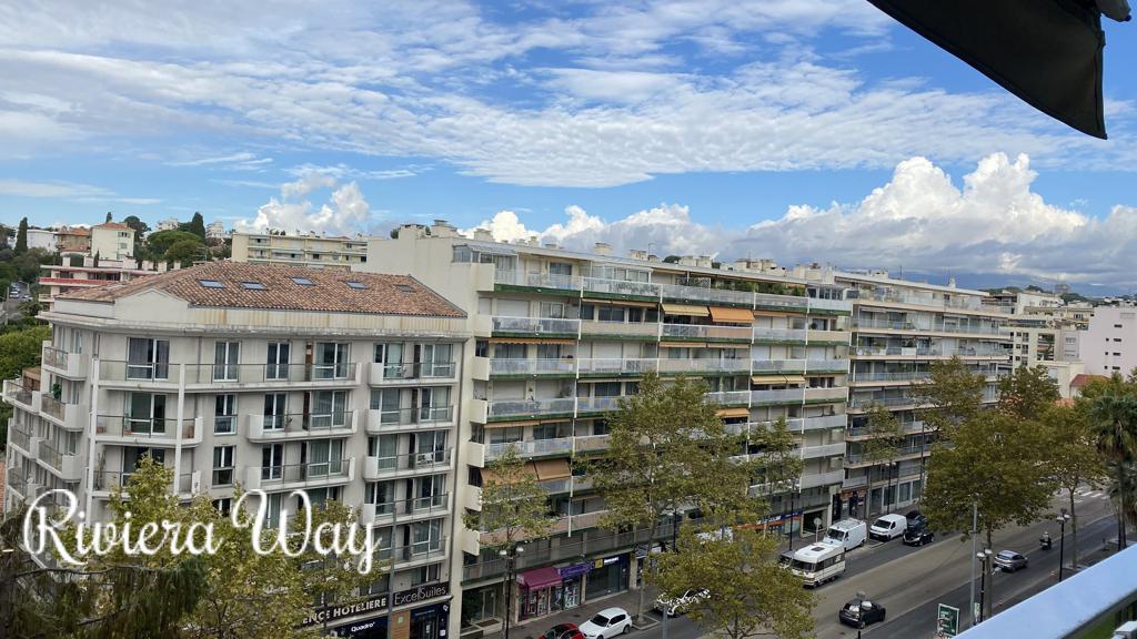 Apartment in Cannes, 51 m², photo #1, listing #80764194
