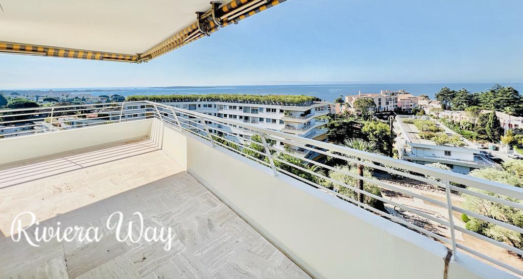 4 room apartment in Cannes, photo #10, listing #83529306
