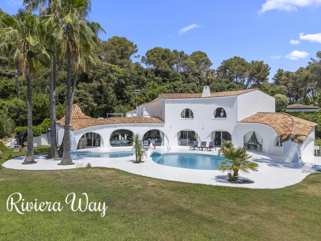 Villa in Mougins, photo #1, listing #103573218