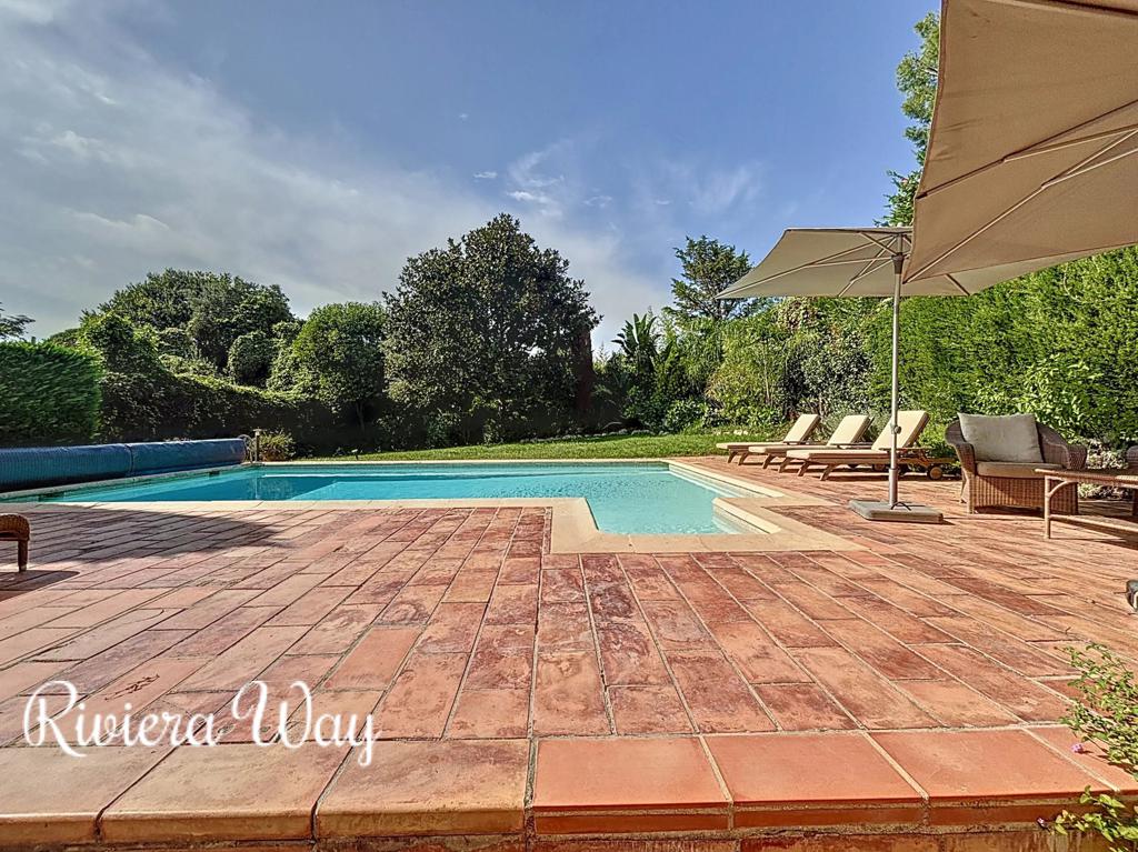 7 room villa in Cap d'Antibes, photo #10, listing #100360512