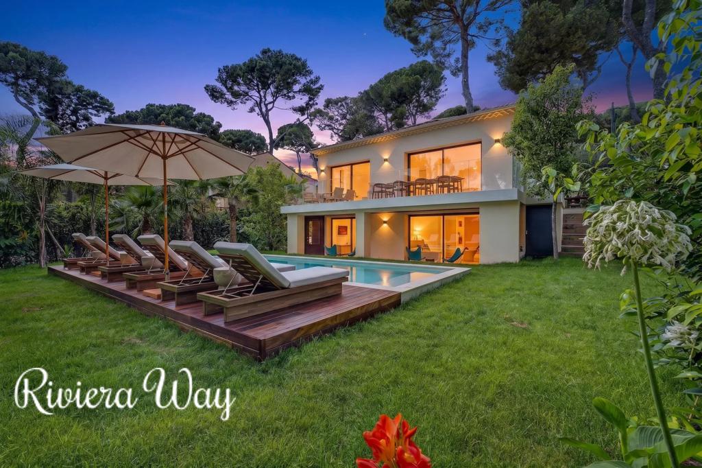 5 room villa in Cap d'Antibes, photo #4, listing #106741278