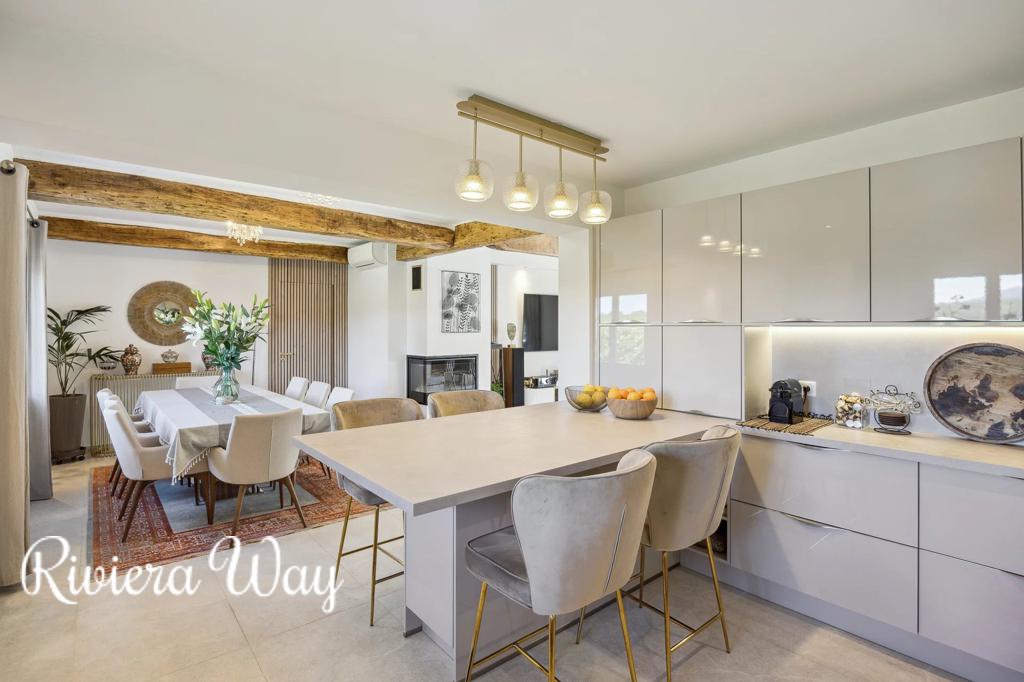 Villa in Grasse, photo #6, listing #102971106