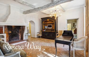 13 room villa in Grasse