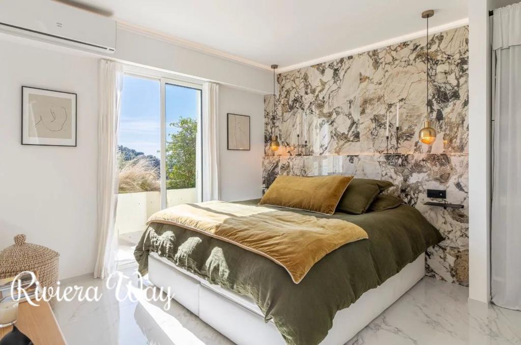 5 room apartment in Villefranche-sur-Mer, photo #1, listing #103229028