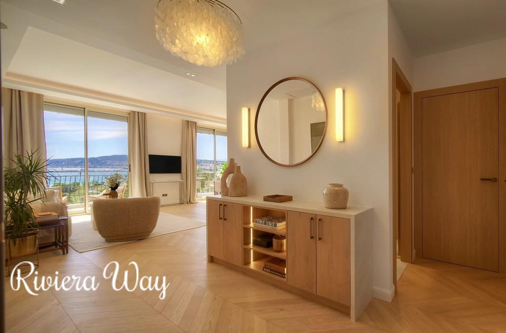 3 room apartment in Cannes, photo #10, listing #106823724