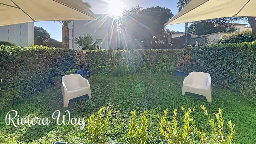 2 room apartment in Cap d'Antibes, photo #5, listing #105362166