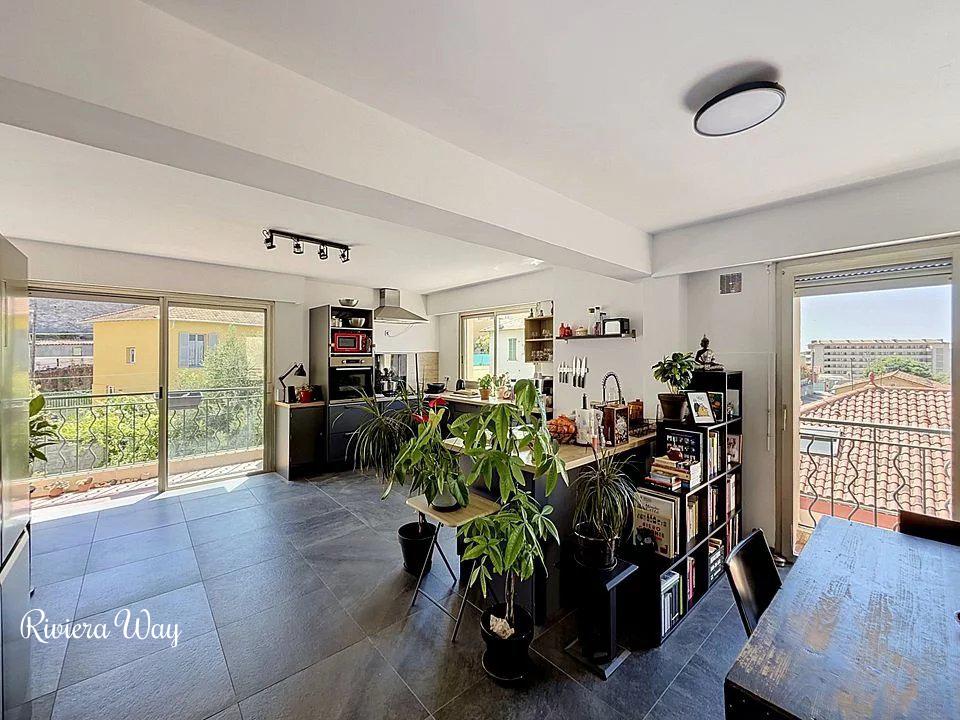 4 room apartment in Nice, photo #5, listing #106271088