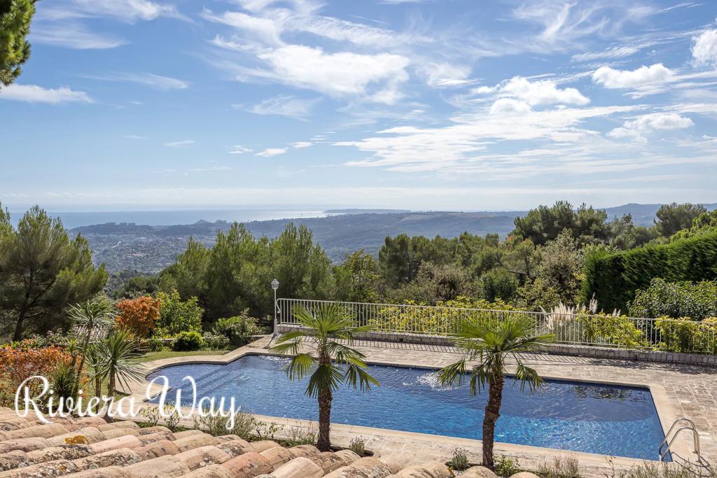 7 room villa in Saint-Paul-de-Vence, photo #7, listing #104355552