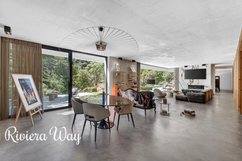 Villa in Valbonne, photo #3, listing #106437030