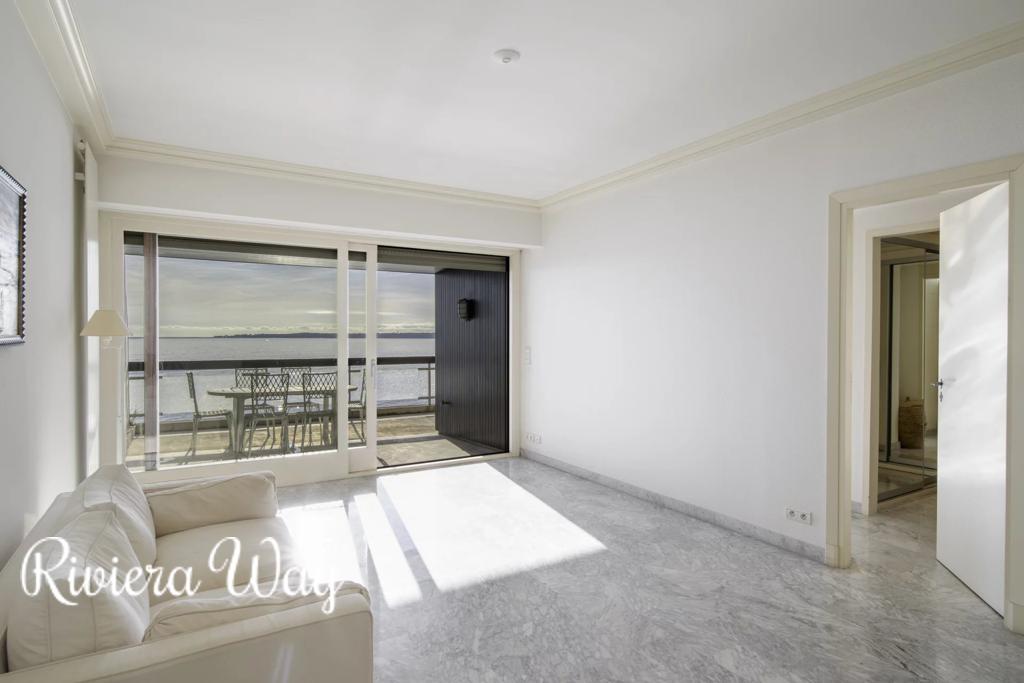 3 room apartment in Cannes, photo #5, listing #105630336