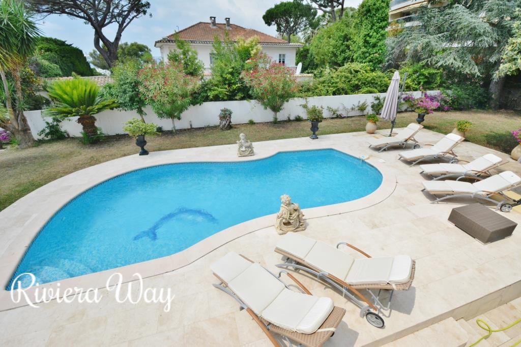 7 room villa in Cap d'Antibes, photo #2, listing #69092604