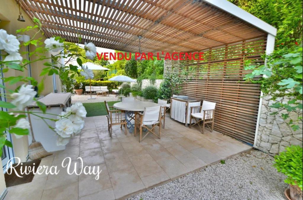 3 room apartment in Juan-les-Pins, photo #1, listing #103236966