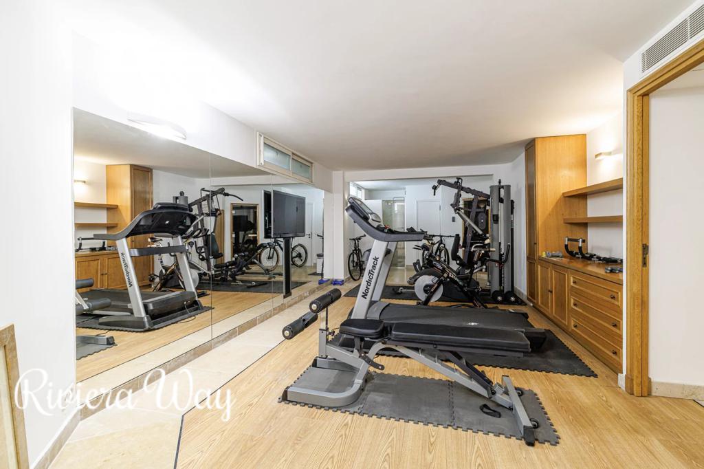 6 room villa in Mougins, photo #10, listing #106276212