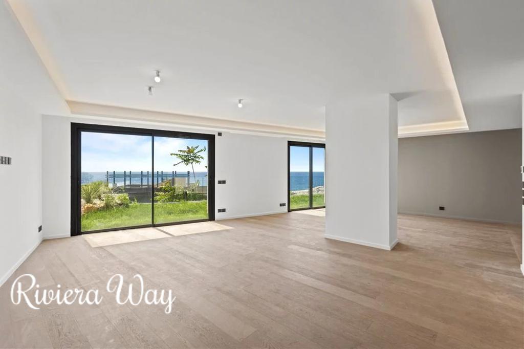 5 room new home in Cap d'Ail, photo #8, listing #102971274