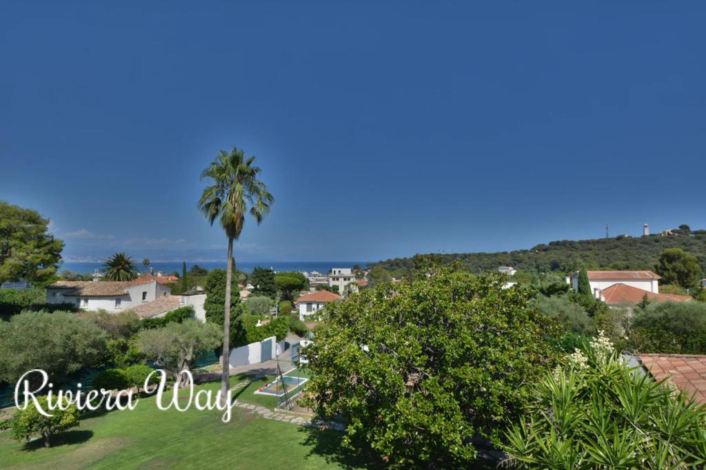 9 room villa in Cap d'Antibes, 50 m², photo #1, listing #90030486
