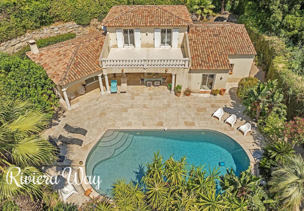 7 room villa in Cavalaire-sur-Mer, photo #10, listing #103714674