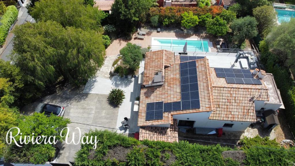 5 room villa in Mougins, photo #4, listing #102944142
