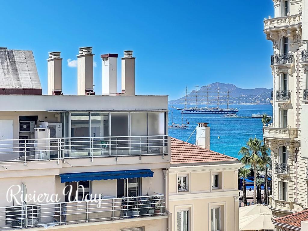3 room apartment in Cannes, photo #8, listing #103257924