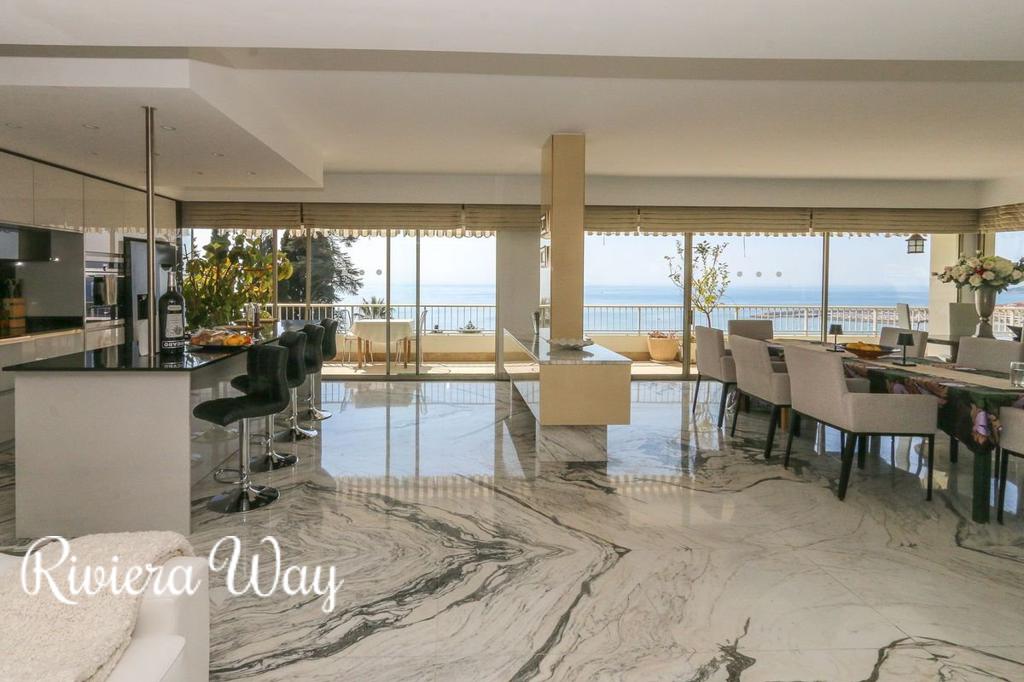 7 room penthouse in Menton, 247 m², photo #7, listing #104751528