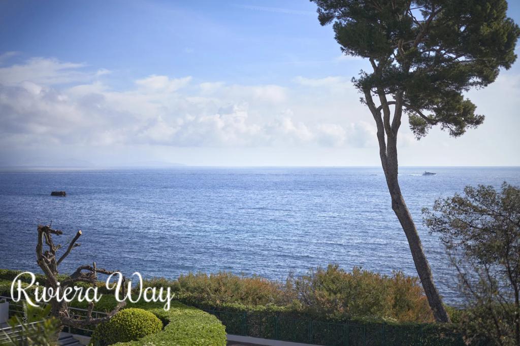 6 room villa in Cap d'Antibes, photo #3, listing #94164672
