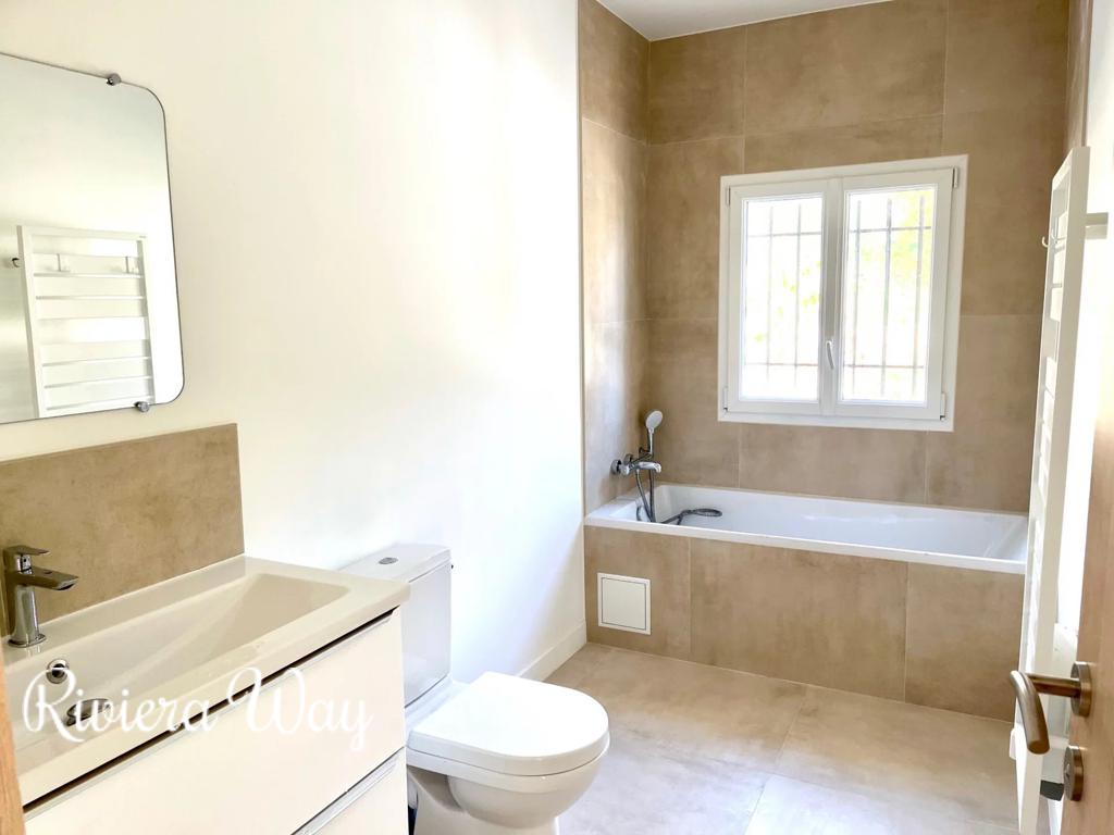 3 room apartment in Montauroux, photo #3, listing #103228314