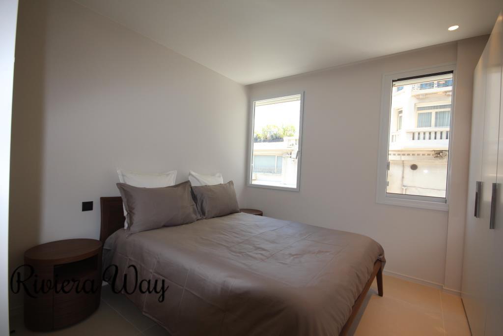 4 room apartment in Boulevard de la Croisette, photo #10, listing #78825684