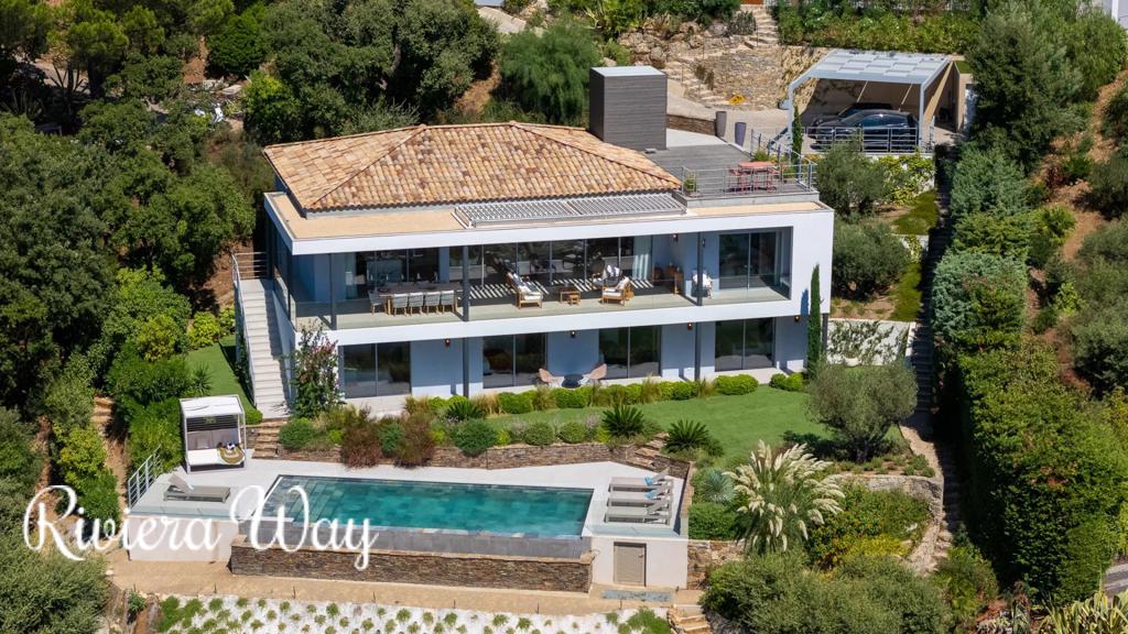 7 room villa in Sainte-Maxime, photo #1, listing #107076060