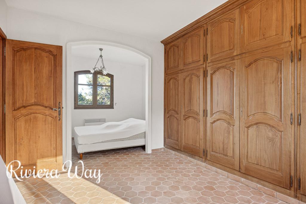 7 room villa in Mougins, photo #4, listing #92534274