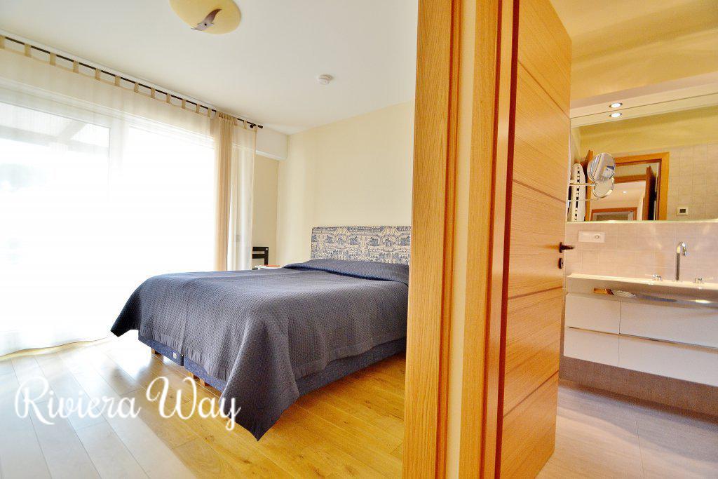 5 room apartment in Cap d'Antibes, photo #6, listing #81396756