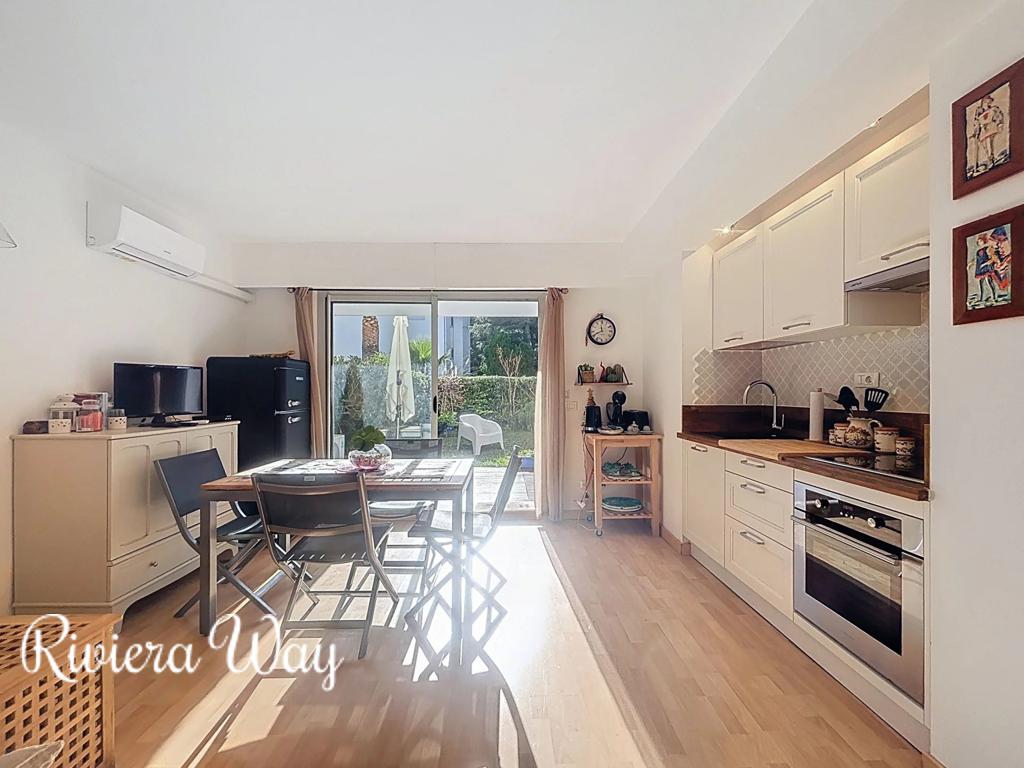 2 room apartment in Cap d'Antibes, photo #8, listing #105362166