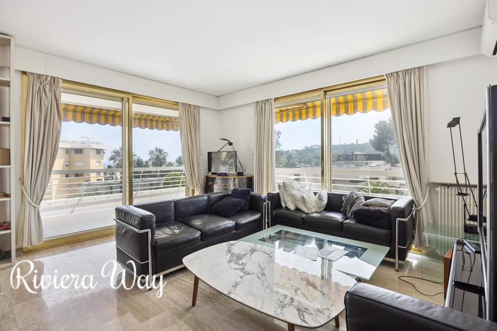4 room apartment in Cap d'Antibes, photo #5, listing #103387032