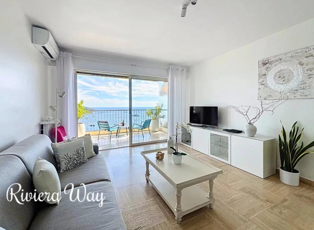 2 room apartment in Villefranche-sur-Mer, photo #1, listing #104456940