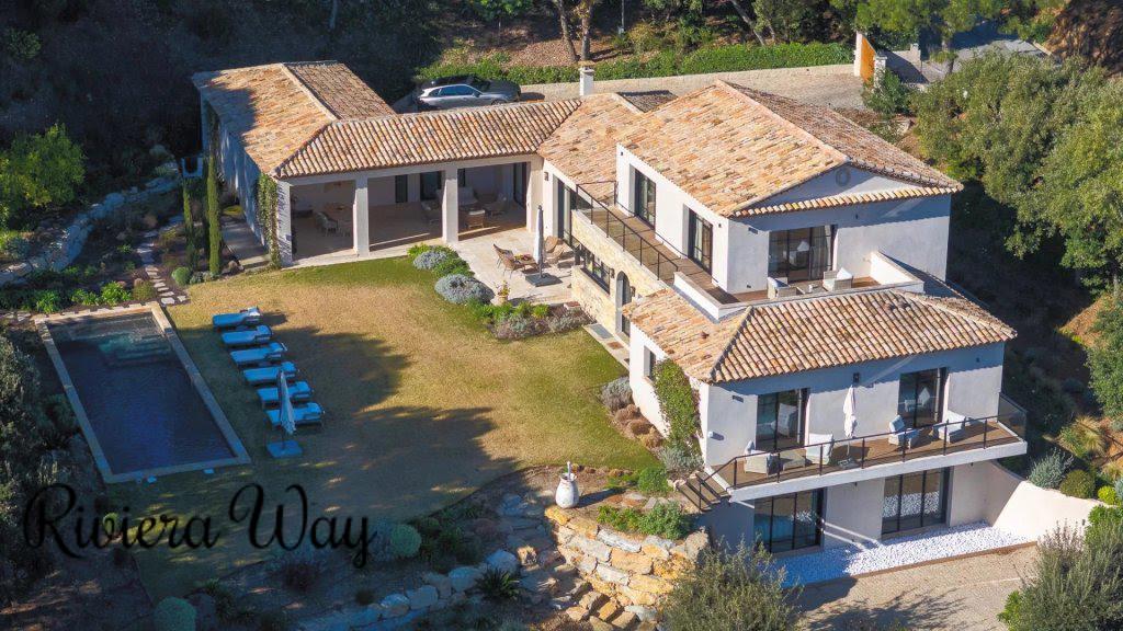 Villa in La Croix-Valmer, 352 m², photo #1, listing #105674772