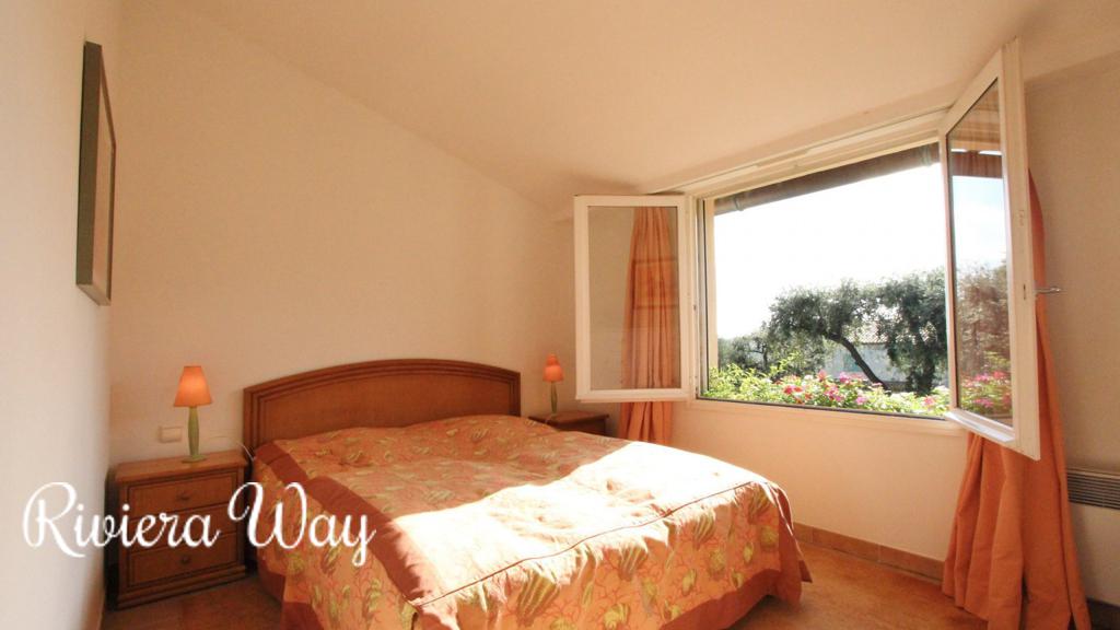 4 room apartment in Cap d'Antibes, photo #6, listing #79079742