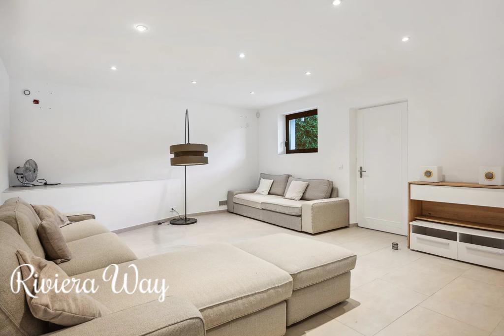 7 room villa in Fayence, photo #10, listing #99823416