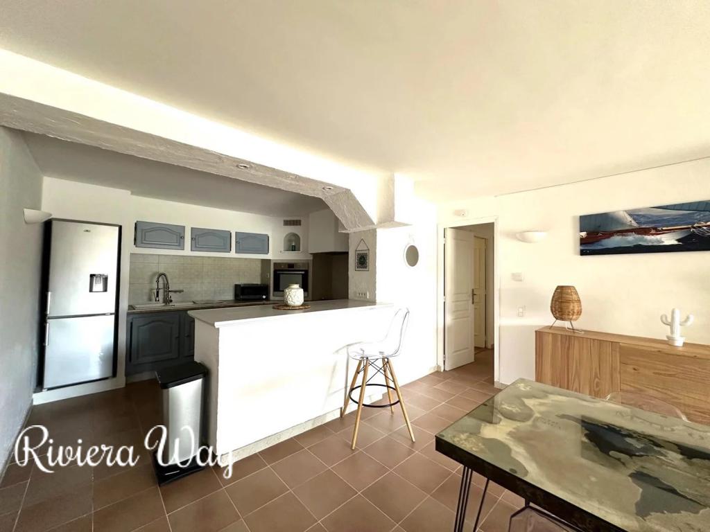 11 room villa in Cannes, photo #7, listing #90902658