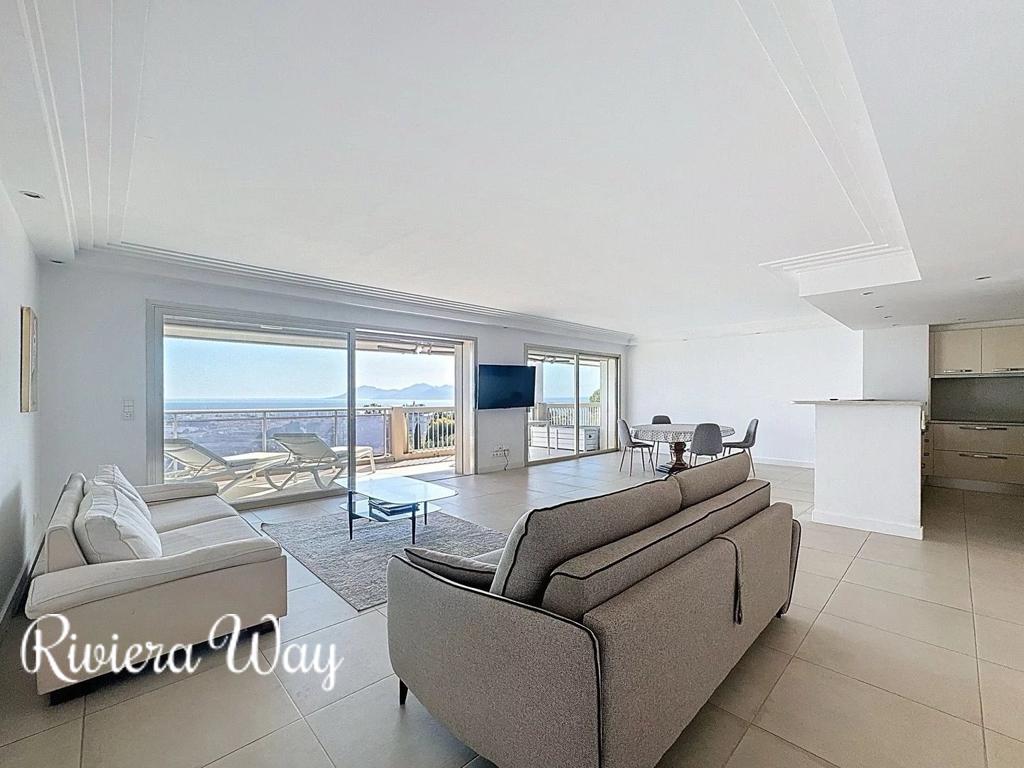 4 room apartment in Californie - Pezou, photo #7, listing #103968396