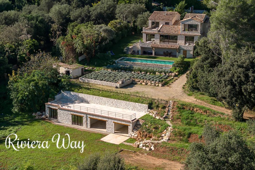 Villa in Saint-Paul-de-Vence, photo #6, listing #94964520