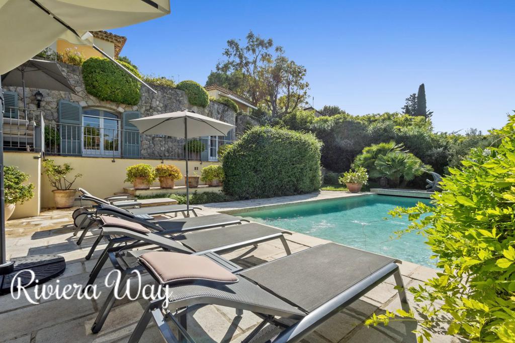 6 room villa in Mougins, photo #5, listing #104216364
