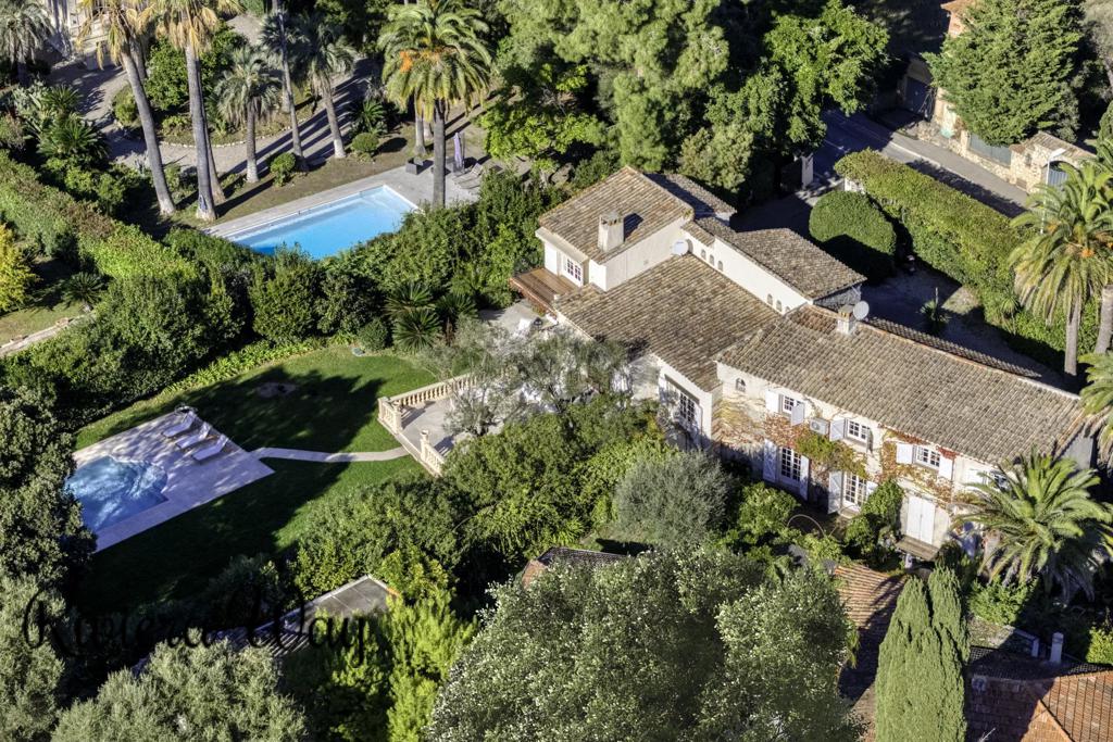 11 room villa in Cap d'Antibes, 30 m², photo #2, listing #104989164