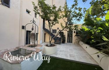5 room apartment in Antibes